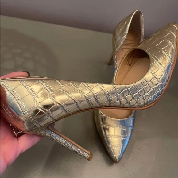 INC International Concepts Kenjay d’Orsay Stiletto Gold Croc-Embossed Women’s 8M - Picture 2 of 13